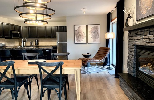 Crested Butte Condo | Designer Condo #3: Views, Hot Tub, Fireplace, 75" & 55" TVs, Sonos, Town/Ski Bus