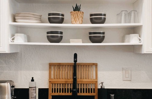 Village Condo | Designer desert condo. Sleeps 4. 4 pools and spas in the complex. Dogs welcome!