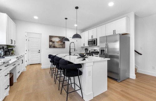 South Dallas - Fair Park House | Designer Event Open Luxurious 6BD Retreat