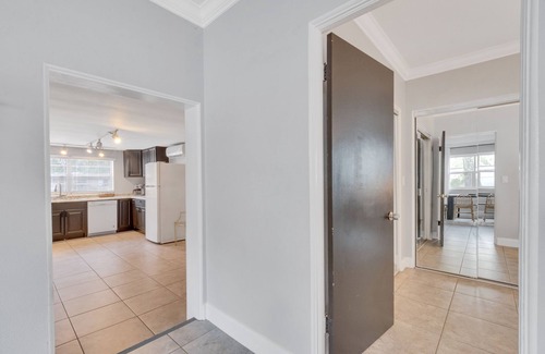 Thornton Park House | Designer Furnished HOME In the Heart of Orlando!