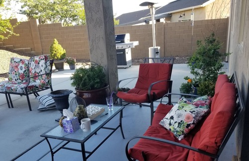 Granville House | Designer Home in Granville. HOA maintained, secure community.