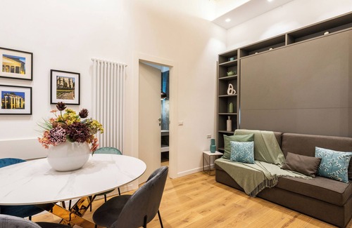 Trastevere Apartment | Designer home in the center of Trastevere: Suite, 3 bathrooms, Wi-Fi, AC and laundry room