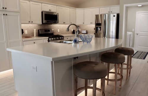 Wildwood House | Designer home minutes from Eastport area, near 7 golf courses, & pet friendly!