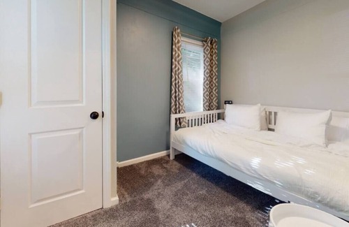 Southfield House | Designer home - Near Beau · Professional designer home - Near Beaumont FH
