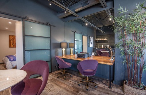 Downtown Santa Fe Apartment | Designer Loft at Historic Santa Fe Plaza - Spacious 520 Sq Ft.