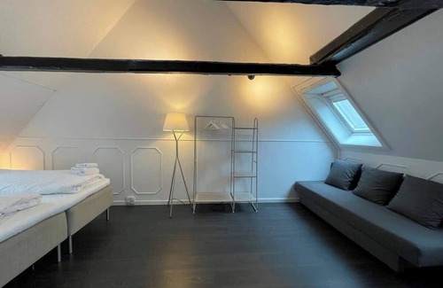Indre By Apartment | Designer Loft - Direct "Marble Church" Views