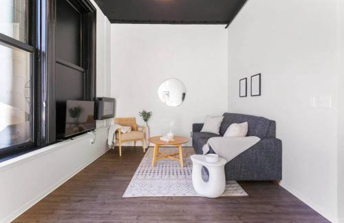 Downtown Spokane Apartment | Designer Loft Downtown with WiFi 210