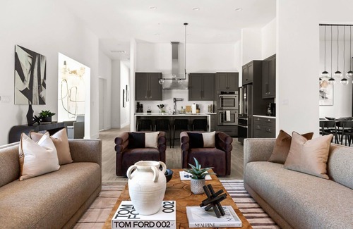 Driftwood House | Designer Retreat! | Private Pool, SPA , & Theater~