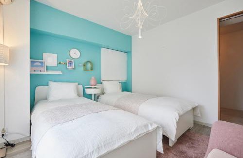 Hyakunincho Apartment | Designer's Apartment 2 bedrooms Shin-OKubo 5minutes walk 蓝
