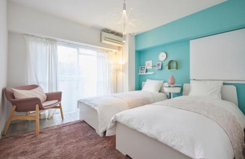 Hyakunincho Apartment | Designer's Apartment 2 bedrooms Shin-OKubo 5minutes walk 蓝