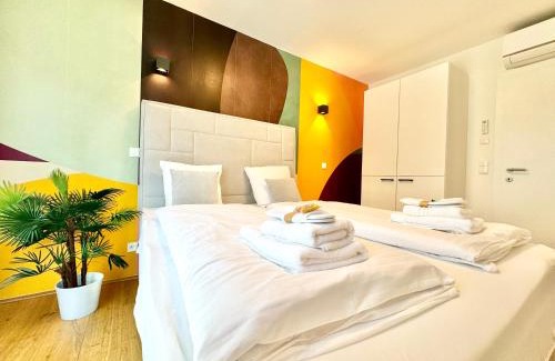 Liesing Apartment | Designer Wohnung mit Balkon