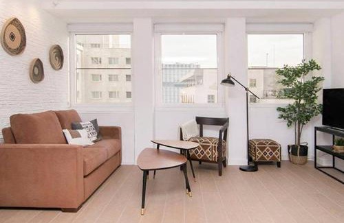 Moncloa - Arguelles Apartment | Deslumbrante Apartamento en Plaza España, by Batuecas