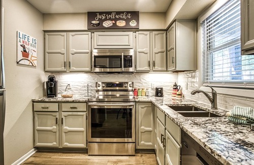 Hot Springs Village House | DeSoto Diamond - A very nicely updated two level town home on Lake DeSoto in Hot