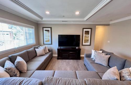 Northeast Anaheim House | Destination #32