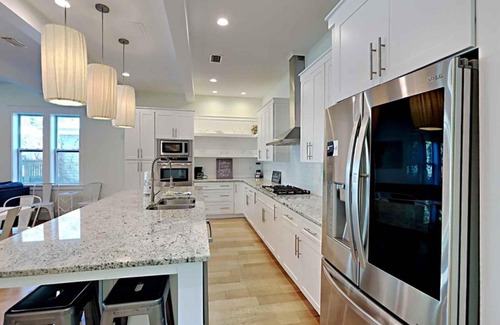 Crystal Beach House | DESTINation Paradise