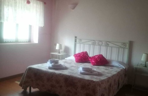 Dicomano Other | Detached stone view cottage with swimming pool and fenced garden.
