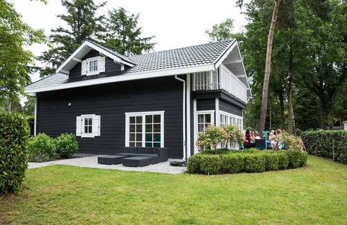 Ede Ski Chalet | Detached chalet in the middle of De Veluwe
