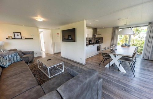Lochem House | Detached chalet with 5 bedrooms and 2 bathrooms