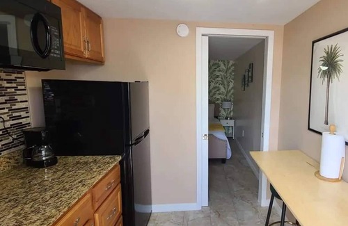 Pinellas Park Apartment | Detached Guest Suite/Beaches + St. Pete Hotspots