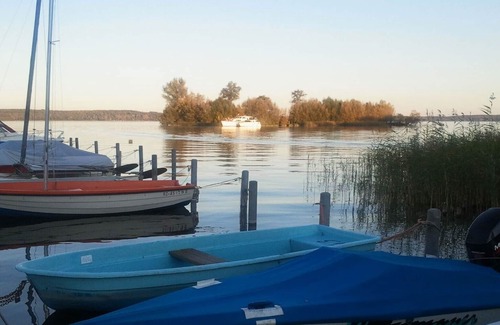 Quetzin House | *** Detached holiday home on Plauer See with rowboat