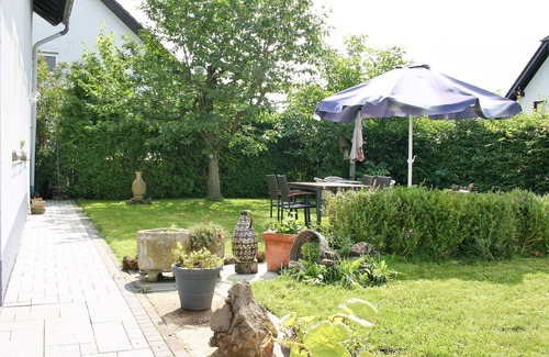 Mehren Apartment | Detached holiday home, Apartment 2/for 2-4 persons, W-LAn free