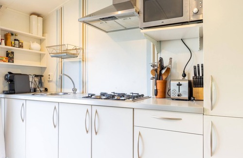 Bergen House | Detached holiday home in the meadows