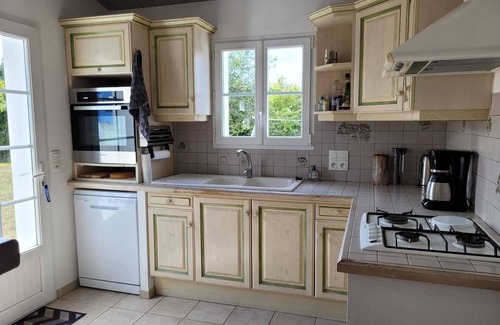 Ile d'Yeu House | Detached house with garden, Ile d'yeu, 3bedroom, sleeps 7, rated 3*.