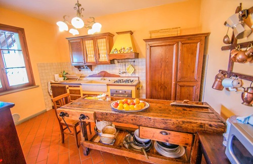 Soiana House | Detached house with private pool, air conditioning & Wi-fi 35km from Pisa & sea