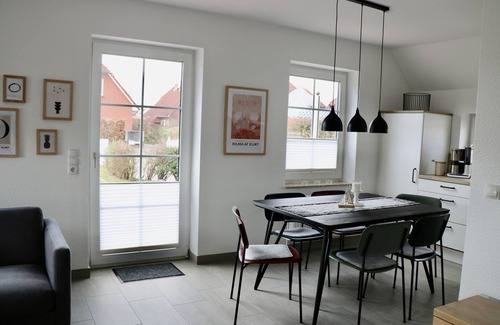 Neßmersiel House | Detached modern vacation home with large garden near the dyke!