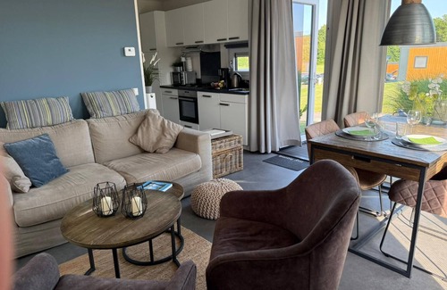 Suesel House | Detached vacation home Chalet Relax-Inn with lake view and modern furnishings