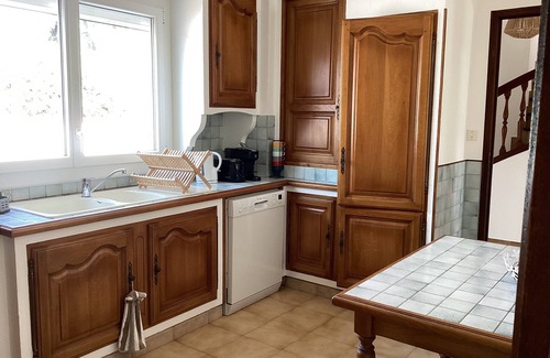 Bessan Villa | Detached villa, 4 bedrooms 2 bathrooms, garden.in very quiet area