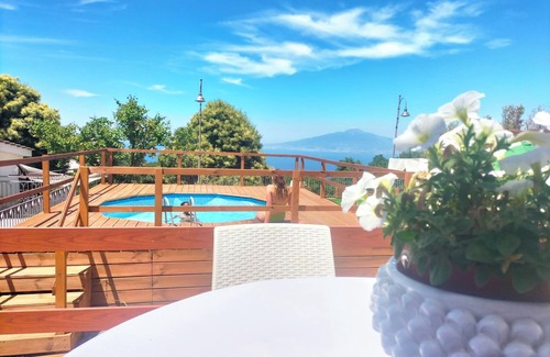 Sant'Agata sui Due Golfi Villa | Detached Villa Overview, terraces and garden