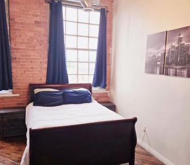Detroit Apartment | Detroit Harbor Loft