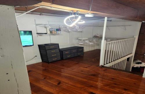 Detroit Apartment | Detroit Loft Fort Pontchartrain