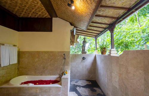 Nyuh Kuning Apartment | Devara 2 BR Villa With Garden View ZN229