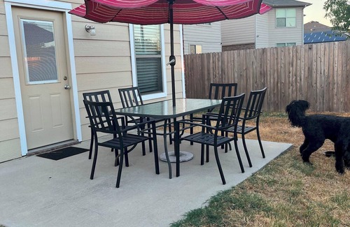 Fort Worth Apartment | DFW - Room B - One Bedroom Apartment, Sleeps 1
