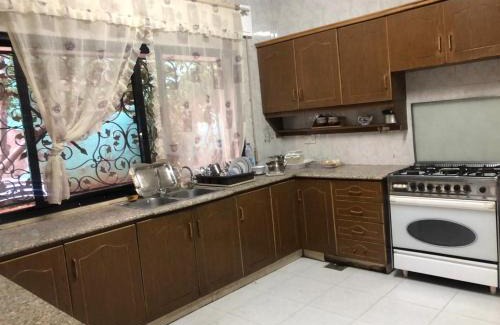 Al Jubeiha Apartment | Dhahiyat Al-Rasheed