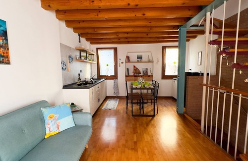 Chioggia House | Di Sole e D Azzurro - MS 3 NT by Ca-sa Check