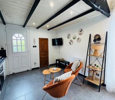 Paray-le-Monial Apartment | Diaferia et Pinkus