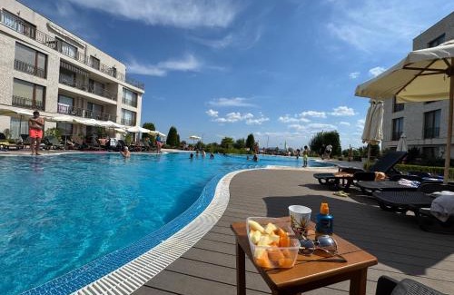 Sarafovo Apartment | DIAMOND APARTMENT №1 - RELAX HOLIDAY VIEWS SEA AND POOL