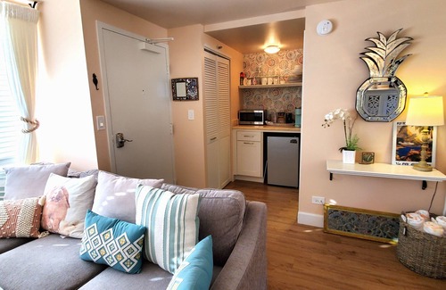 Diamond Head - Kapahulu - St. Louis Condo | Diamond head charmer