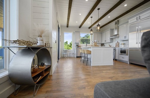 Broken Bow Cabin | Diamond on the Bluff-Cabin w/Million Dollar Sweeping Views! Sleeps 16