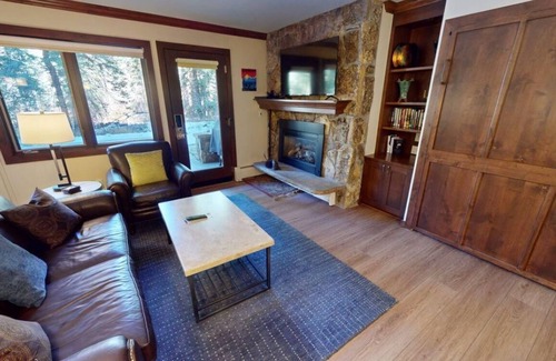 Vail Apartment | Diamond Studio @ Manor Vail - Includes Breakfast!