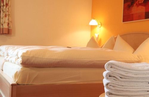 Hoefen Hotel | Die Lilie - Hotel Garni