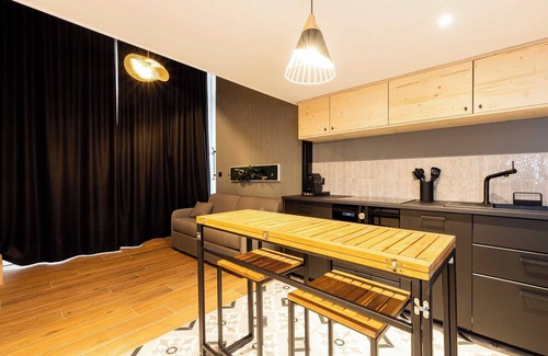 1st Arrondissement Apartment | DIFY Bicyclette - Hotel de Ville