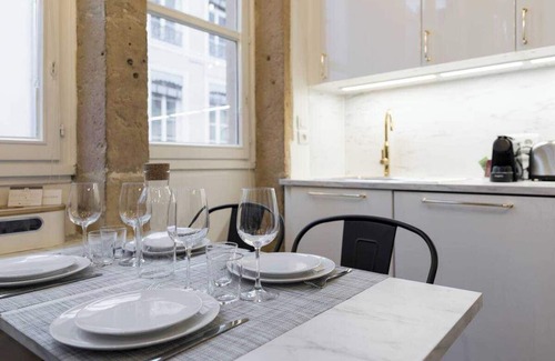 Les Cordeliers Apartment | Dify Quatre Chapeaux - City Center