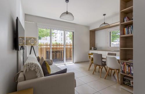 Le Bourg - Gare De Vaise Apartment | DIFY Sedallian - Vaise