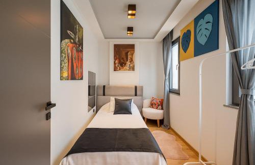 Konyaalti Apartment | Diker Port Residence 3BR, Pool, WiFi and PS5