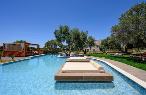 Prinos Villa | Diktamos villa,huge private pool,Garden