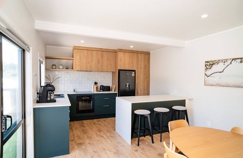 Waihi Beach House | Dillon Darling - fun family holiday home, close to village and beach, sleeps 11!